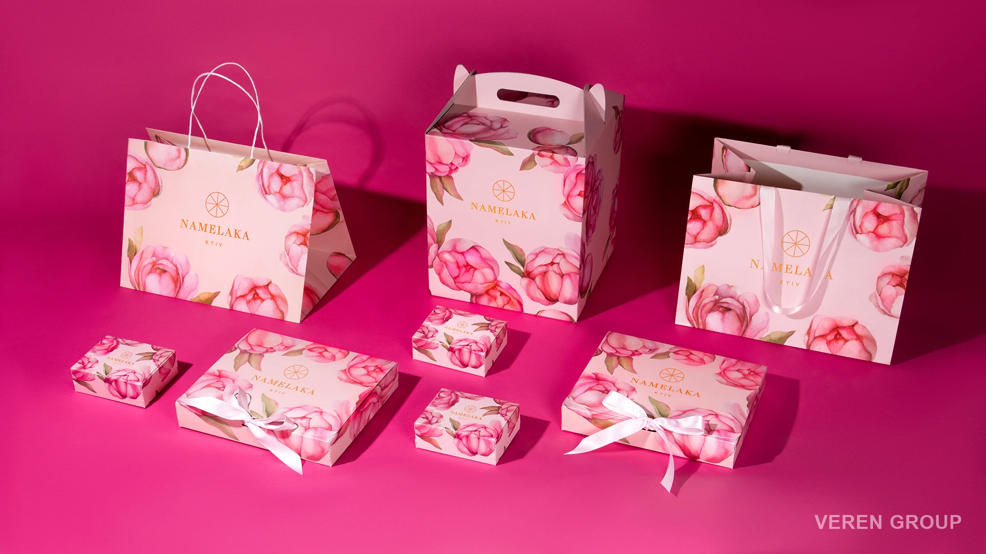 Упаковка для кондитерского магазина Namelaka Kyiv (Peony)