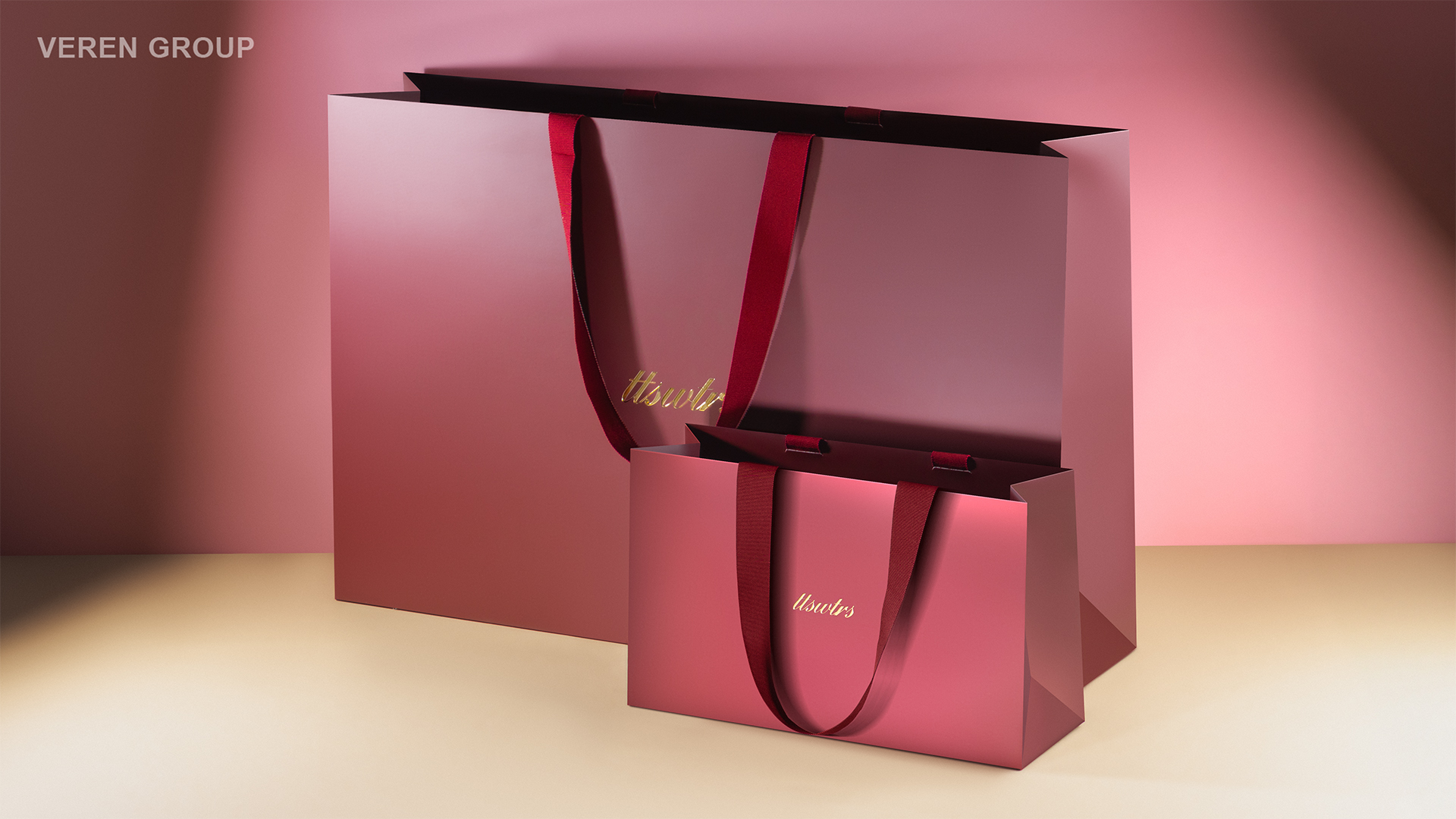 Лимитированная серия упаковки для одежды бренда TTSWTRS