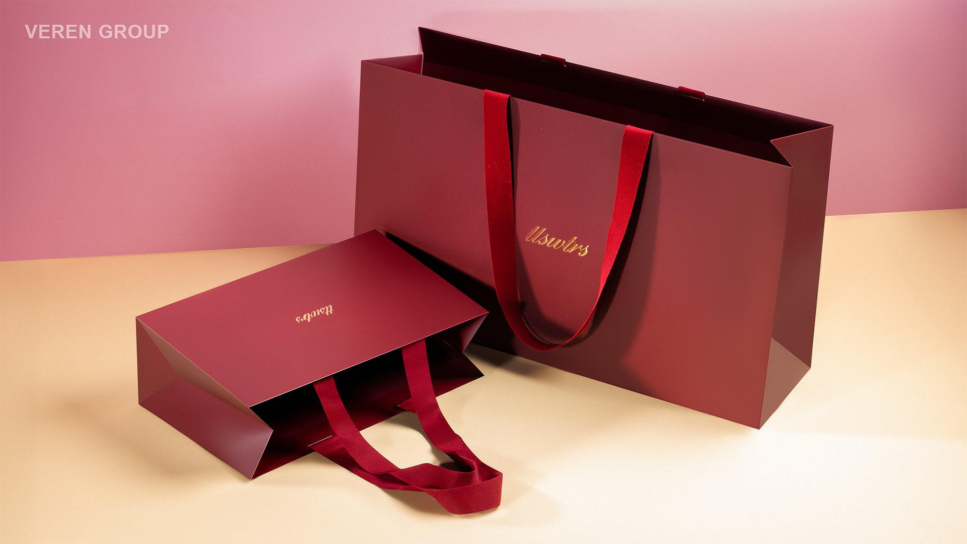 Лимитированная серия упаковки для одежды бренда TTSWTRS