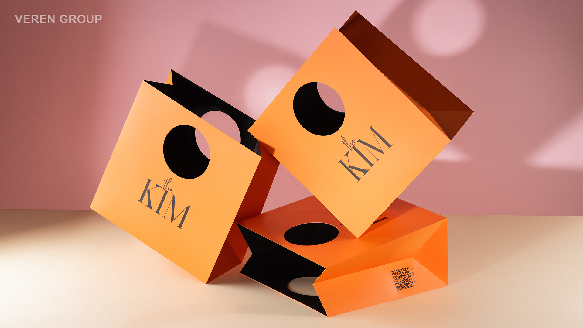Упаковка для украинского бренда одежды THE KIM