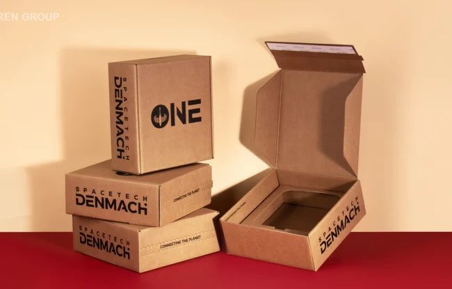 Виготовлення пакування для транспортування та презентації для SpaceTech denMACH