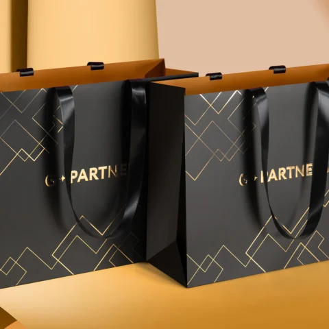 Корпоративне пакування для G✦Partners